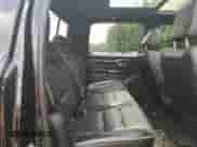 2021 Ram 1500 Laramie z VIN 1C6SRFRT2MN570208, wystawiony jako Copart lot #63192945 z przebiegiem 45 477 mil mil oraz Szkoda całkowita • Salvage title. Historia ofert i sprzedaży dostępna na DreamBid. Obrazek 10.