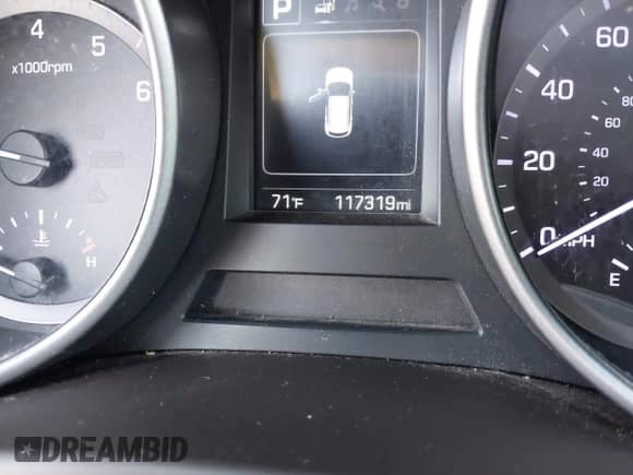 2018 Hyundai Santa Fe 2.4L с VIN 5NMZTDLB1JH107157, выставлен на аукционе IAAI как лот 43084730 с пробегом 117 319 миль миль и . История ставок и продаж доступна на DreamBid. Изображение 16.