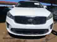 2020 Kia Sorento LX z VIN 5XYPG4A59LG623319, wystawiony jako IAAI lot #43343941 z przebiegiem 77 371 mil mil oraz . Historia ofert i sprzedaży dostępna na DreamBid. Obrazek 13.