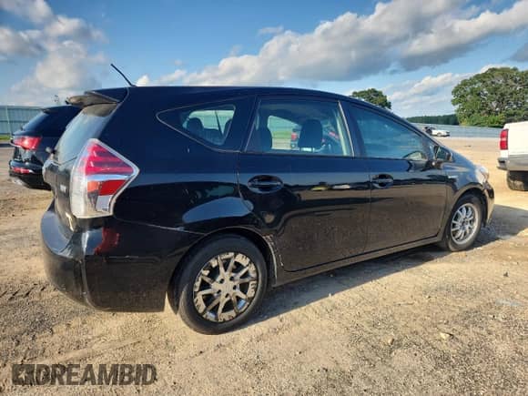 2016 Toyota Prius Two z VIN JTDZN3EU7GJ051165, wystawiony jako Copart lot #69189095 z przebiegiem 177 806 mil mil oraz Czysty tytuł • Clean title. Historia ofert i sprzedaży dostępna na DreamBid. Obrazek 3.