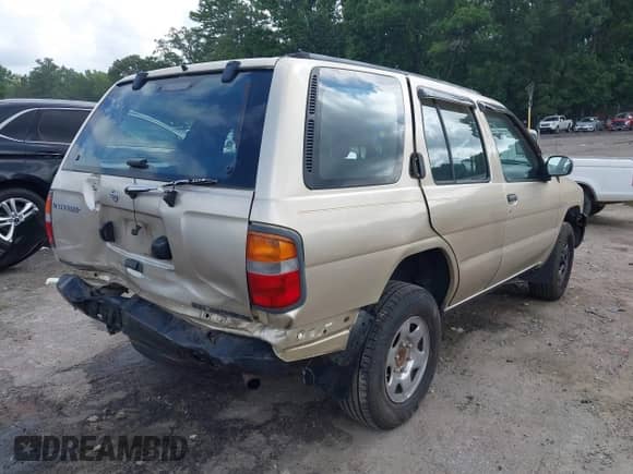 1997 Nissan Pathfinder XE with VIN JN8AR05Y9VW143241, listed as a IAAI auction lot 42978767 with 343,979 mi miles and . Bid and sale history available at DreamBid. Image 4.