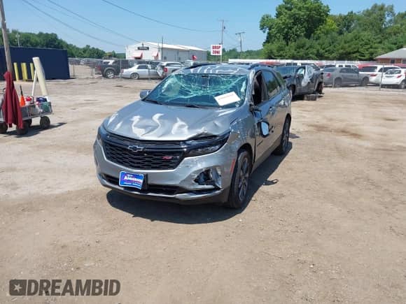 2024 Chevrolet Equinox RS z VIN 3GNAXWEG2RS113552, wystawiony jako IAAI lot #42663618 z przebiegiem 7 193 mil mil oraz . Historia ofert i sprzedaży dostępna na DreamBid. Obrazek 17.