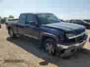 2005 Chevrolet Silverado 1500 LS with VIN 1GCEK19B45E300127, listed as a Copart auction lot 71785905 with 252,788 mi miles and Salvage title. Bid and sale history available at DreamBid. Image 4.