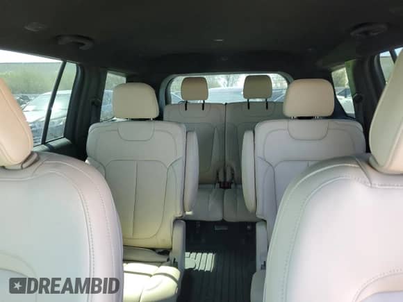 2023 Jeep Grand Cherokee Limited с VIN 1C4RJJBG7P8826098, выставлен на аукционе Copart как лот 54069335 с пробегом 21 301 миль миль и Списание • Salvage title. История ставок и продаж доступна на DreamBid. Изображение 10.