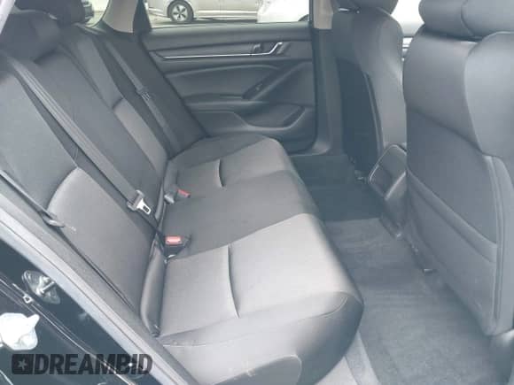 2022 Honda Accord с VIN 1HGCV3F16NA003357, выставлен на аукционе IAAI как лот 41899483 с пробегом Не указан миль и . История ставок и продаж доступна на DreamBid. Изображение 8.