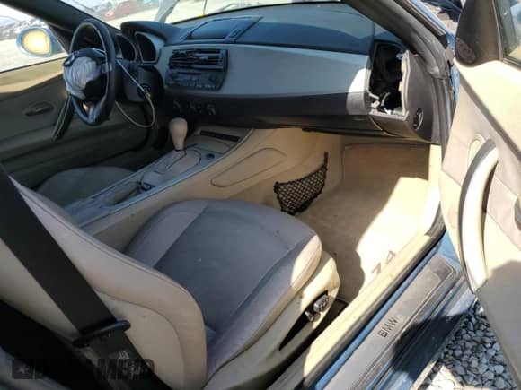 2005 BMW Z4 2.5i with VIN 4USBT33585LS58078, listed as a Copart auction lot 63306705 with 159,396 mi miles and Clean title. Bid and sale history available at DreamBid. Image 8.