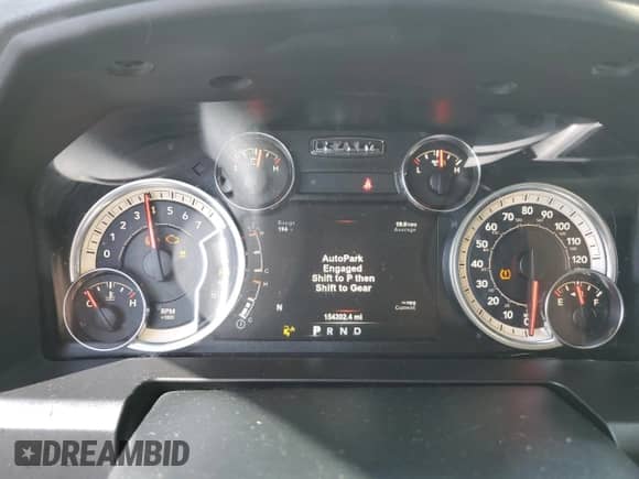 2018 Ram 1500 Harvest z VIN 1C6RR7LT4JS156230, wystawiony jako Copart lot #80650425 z przebiegiem 154 302 mil mil oraz Szkoda całkowita • Salvage title. Historia ofert i sprzedaży dostępna na DreamBid. Obrazek 9.