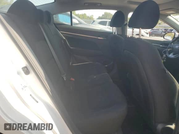 2019 Hyundai Elantra SEL с VIN 5NPD84LF2KH454371, выставлен на аукционе Copart как лот 84389485 с пробегом 55 463 миль миль и Списание • Salvage title. История ставок и продаж доступна на DreamBid. Изображение 10.