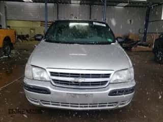 2004 Chevrolet Venture LS с VIN 1GNDX03E54D200737, выставлен на аукционе Copart как лот 79884154 с пробегом 129 978 миль миль и Чистый • Clean title. История ставок и продаж доступна на DreamBid. Изображение 5.