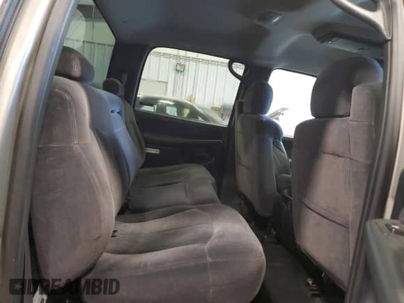 2002 Chevrolet Silverado 1500HD LT with VIN 1GCGK13U32F147989, listed as a Copart auction lot 82809134 with Not provided miles and Non repairable. Bid and sale history available at DreamBid. Image 10.
