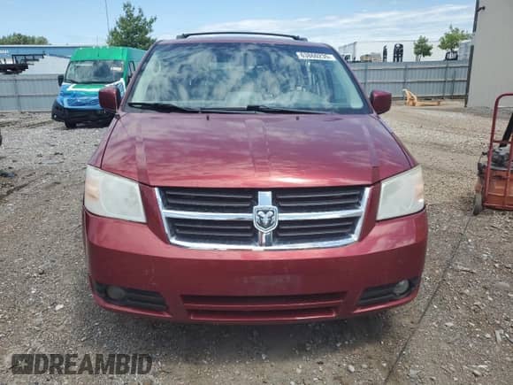 2010 Dodge Grand Caravan Crew с VIN 2D4RN6DX2AR490194, выставлен на аукционе Copart как лот 63860235 с пробегом 148 612 миль миль и Списание • Salvage title. История ставок и продаж доступна на DreamBid. Изображение 5.