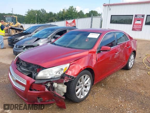 2013 Chevrolet Malibu LTZ с VIN 1G11H5SA6DF188812, выставлен на аукционе IAAI как лот 43019628 с пробегом 282 989 миль миль и . История ставок и продаж доступна на DreamBid. Изображение 6.