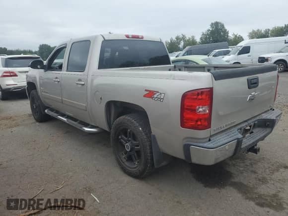 2007 Chevrolet Silverado 1500 LTZ z VIN 3GCEK13M17G551970, wystawiony jako Copart lot #80522755 z przebiegiem Nie podano mil oraz Czysty tytuł • Clean title. Historia ofert i sprzedaży dostępna na DreamBid. Obrazek 2.