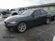 2013 BMW 3 Series 328i z VIN WBA3A5G59DNP19570, wystawiony jako Copart lot #82305735 z przebiegiem 78 562 mil mil oraz Szkoda całkowita • Salvage title. Historia ofert i sprzedaży dostępna na DreamBid. Obrazek 1.
