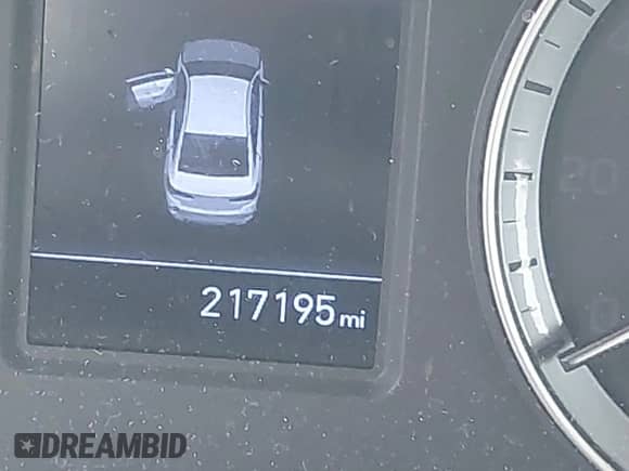 2019 Hyundai Sonata SE с VIN 5NPE24AF2KH765467, выставлен на аукционе IAAI как лот 43223898 с пробегом 217 195 миль миль и . История ставок и продаж доступна на DreamBid. Изображение 15.