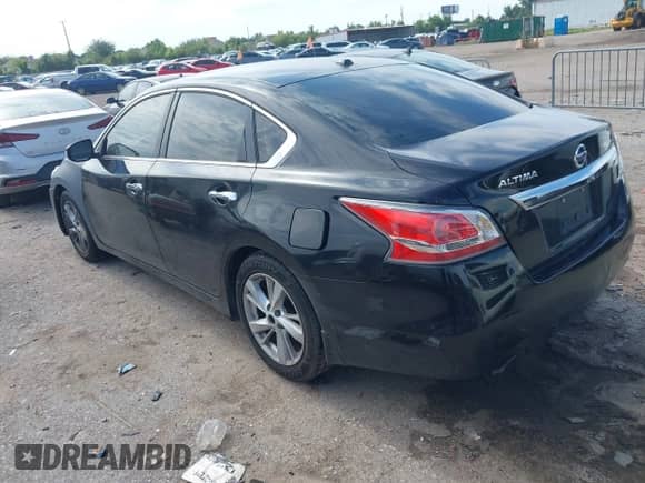 2015 Nissan Altima S z VIN 1N4AL3AP0FC424008, wystawiony jako IAAI lot #42912163 z przebiegiem 181 581 mil mil oraz . Historia ofert i sprzedaży dostępna na DreamBid. Obrazek 3.