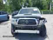 2007 Toyota Tacoma PreRunner z VIN 3TMJU62N57M046242, wystawiony jako IAAI lot #42849678 z przebiegiem 234 458 mil mil oraz . Historia ofert i sprzedaży dostępna na DreamBid. Obrazek 6.