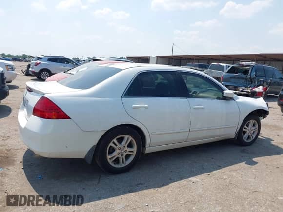 2006 Honda Accord EX-L with VIN 1HGCM56846A185024, listed as a IAAI auction lot 43207396 with 162,722 mi miles and . Bid and sale history available at DreamBid. Image 14.