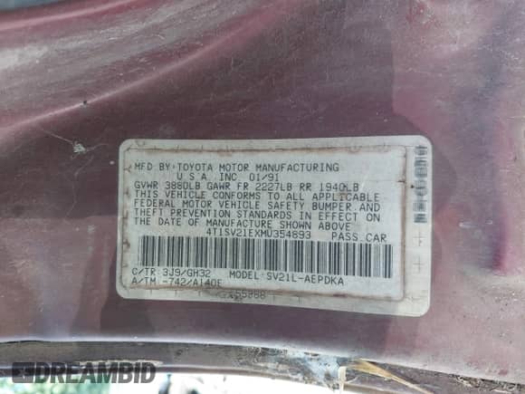 1991 Toyota Camry DLX z VIN 4T1SV21EXMU354893, wystawiony jako IAAI lot #43414642 z przebiegiem 135 939 mil mil oraz . Historia ofert i sprzedaży dostępna na DreamBid. Obrazek 9.