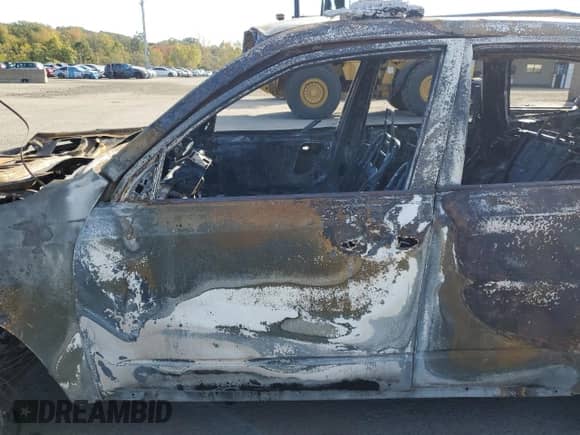 2013 Subaru Forester X z VIN JF2SHABC9DH409119, wystawiony jako Copart lot #85595515 z przebiegiem Nie podano mil oraz Szkoda całkowita • Salvage title. Historia ofert i sprzedaży dostępna na DreamBid. Obrazek 7.