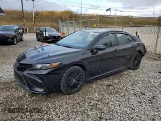 2021 Toyota Camry SE with VIN 4T1T11AK9MU465502, listed as a Copart auction lot 82614705 with 70,117 mi miles and Salvage title. Bid and sale history available at DreamBid. Image 1.