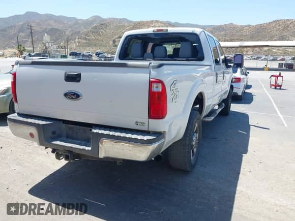 2011 Ford F-250 XL с VIN 1FT7W2B6XBEB74903, выставлен на аукционе IAAI как лот 42543586 с пробегом 174 361 миль миль и . История ставок и продаж доступна на DreamBid. Изображение 4.