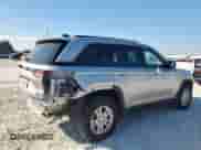 2023 Jeep Grand Cherokee Altitude z VIN 1C4RJHAG1PC669515, wystawiony jako Copart lot #72056605 z przebiegiem 33 375 mil mil oraz Szkoda całkowita • Salvage title. Historia ofert i sprzedaży dostępna na DreamBid. Obrazek 3.