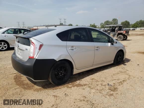 2015 Toyota Prius Two с VIN JTDKN3DU2F1986076, выставлен на аукционе Copart как лот 67066785 с пробегом 213 973 миль миль и Списание • Salvage title. История ставок и продаж доступна на DreamBid. Изображение 3.