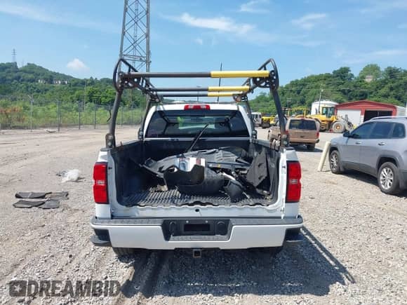 2018 Chevrolet Silverado 1500 Custom with VIN 1GCVKPEC1JZ203519, listed as a IAAI auction lot 42449539 with 104,063 mi miles and . Bid and sale history available at DreamBid. Image 17.