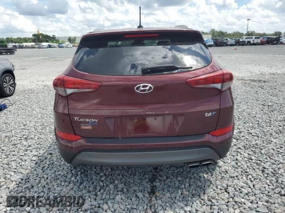 2016 Hyundai Tucson Sport with VIN KM8J33A28GU242711, listed as a Copart auction lot 81078785 with 92,493 mi miles and Salvage title. Bid and sale history available at DreamBid. Image 6.