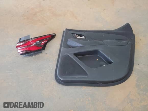 2023 Chevrolet Traverse Premier с VIN 1GNERKKW1PJ297140, выставлен на аукционе Copart как лот 66698165 с пробегом 25 778 миль миль и Списание • Salvage title. История ставок и продаж доступна на DreamBid. Изображение 13.