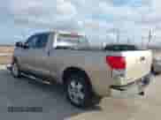 2008 Toyota Tundra Limited с VIN 5TBBV58108S520446, выставлен на аукционе IAAI как лот 41461273 с пробегом 218 480 миль миль и . История ставок и продаж доступна на DreamBid. Изображение 3.