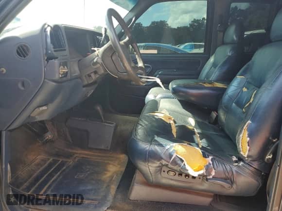 1996 Chevrolet Silverado 1500 with VIN 1GCEK19R6TE153206, listed as a Copart auction lot 87461105 with 251,238 mi miles and Salvage title. Bid and sale history available at DreamBid. Image 7.