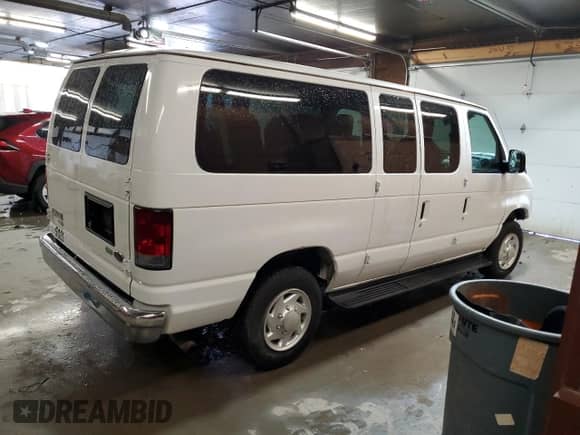 2011 Ford Econoline Cargo с VIN 1FDNE3BL4BDB29110, выставлен на аукционе Copart как лот 57307945 с пробегом Не указан миль и Списание • Salvage title. История ставок и продаж доступна на DreamBid. Изображение 3.