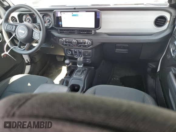 2025 Jeep Wrangler Sport с VIN 1C4PJXAN7SW515513, выставлен на аукционе Copart как лот 62524575 с пробегом 10 371 миль миль и Списание • Salvage title. История ставок и продаж доступна на DreamBid. Изображение 8.