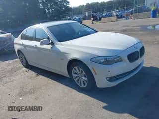 2011 BMW 5 Series 550i с VIN WBAFR9C51BC758567, выставлен на аукционе IAAI как лот 42836224 с пробегом 92 552 миль миль и . История ставок и продаж доступна на DreamBid. Изображение 1.