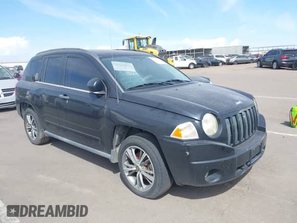 2008 Jeep Compass Sport with VIN 1J8FT47068D778685, listed as a IAAI auction lot 43249617 with Not provided miles and . Bid and sale history available at DreamBid. Image 1.