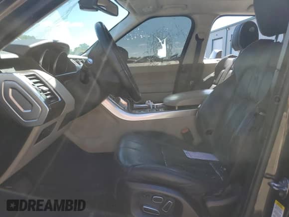 2014 Land Rover Range Rover Sport HSE z VIN SALWR2WF3EA338204, wystawiony jako Copart lot #70593125 z przebiegiem 124 835 mil mil oraz Szkoda całkowita • Salvage title. Historia ofert i sprzedaży dostępna na DreamBid. Obrazek 7.