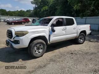 2020 Toyota Tacoma SR with VIN 5TFAX5GN0LX182552, listed as a Copart auction lot 61594625 with 51,054 mi miles and Salvage title. Bid and sale history available at DreamBid. Image 1.