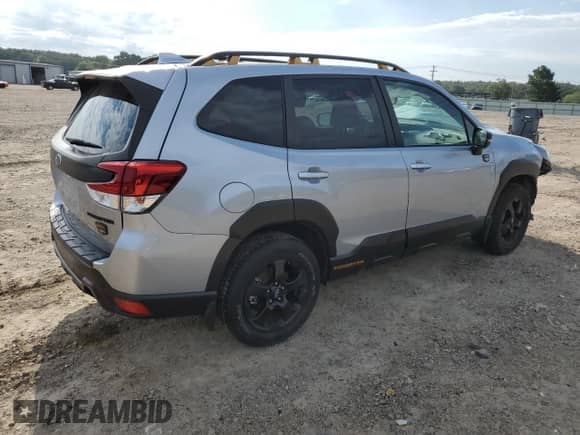 2022 Subaru Forester Wilderness with VIN JF2SKAMC6NH400524, listed as a Copart auction lot 70962155 with 14,274 mi miles and Salvage title. Bid and sale history available at DreamBid. Image 3.