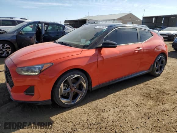 2019 Hyundai Veloster Turbo R-Spec z VIN KMHTH6AB3KU019366, wystawiony jako Copart lot #57857645 z przebiegiem 118 591 mil mil oraz Czysty tytuł • Clean title. Historia ofert i sprzedaży dostępna na DreamBid. Obrazek 1.