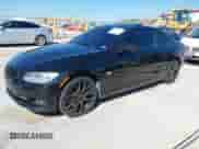 2011 BMW 3 Series 335i xDrive z VIN WBAKF9C57BE262345, wystawiony jako IAAI lot #43428669 z przebiegiem 127 610 mil mil oraz . Historia ofert i sprzedaży dostępna na DreamBid. Obrazek 2.