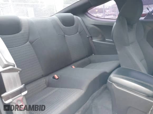 2015 Hyundai Genesis Coupe 3.8L Base с VIN KMHHT6KJ4FU129441, выставлен на аукционе IAAI как лот 42941219 с пробегом 117 221 миль миль и . История ставок и продаж доступна на DreamBid. Изображение 8.