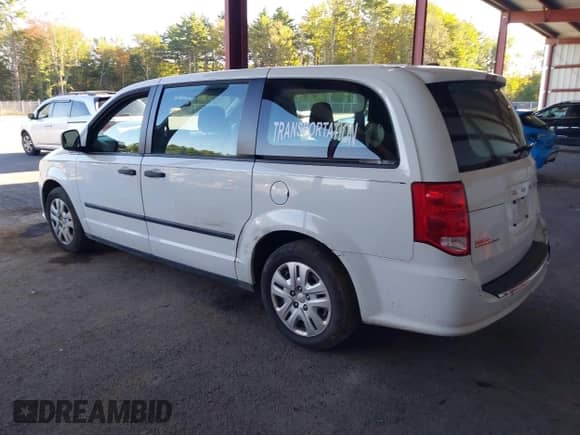 2016 Dodge Grand Caravan SE with VIN 2C4RDGBG1GR252273, listed as a IAAI auction lot 43183377 with 152,225 mi miles and . Bid and sale history available at DreamBid. Image 3.