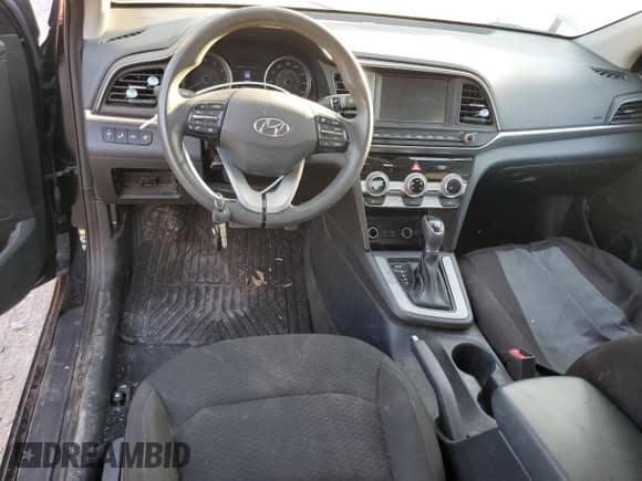 2019 Hyundai Elantra SEL z VIN 5NPD84LF8KH468291, wystawiony jako Copart lot #77731764 z przebiegiem 83 574 mil mil oraz Nie do naprawy • Non repairable. Historia ofert i sprzedaży dostępna na DreamBid. Obrazek 8.