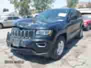 2017 Jeep Grand Cherokee Laredo z VIN 1C4RJFAGXHC651701, wystawiony jako IAAI lot #42478214 z przebiegiem 66 770 mil mil oraz . Historia ofert i sprzedaży dostępna na DreamBid. Obrazek 2.
