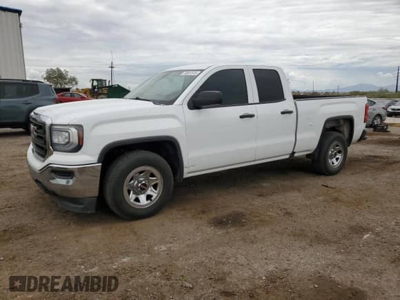 2018 GMC Sierra 1500 z VIN 1GTR1LEC1JZ345348, wystawiony jako Copart lot #70581515 z przebiegiem 139 184 mil mil oraz Szkoda całkowita • Salvage title. Historia ofert i sprzedaży dostępna na DreamBid. Obrazek 1.