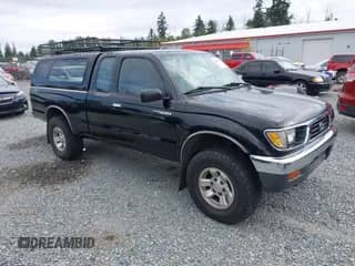 1996 Toyota Tacoma z VIN 4TAWN72N6TZ206531, wystawiony jako IAAI lot #42915598 z przebiegiem 261 050 mil mil oraz . Historia ofert i sprzedaży dostępna na DreamBid. Obrazek 1.