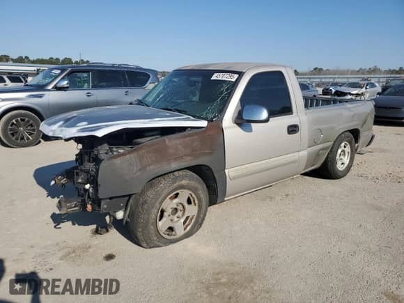 2004 Chevrolet Silverado 1500 LS with VIN 1GCEC14T14Z191677, listed as a Copart auction lot 45707295 with Not provided miles and Salvage title. Bid and sale history available at DreamBid. Image 1.