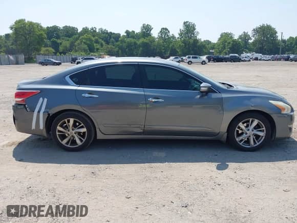 2015 Nissan Altima S с VIN 1N4AL3AP1FN864548, выставлен на аукционе IAAI как лот 42833684 с пробегом 185 322 миль миль и . История ставок и продаж доступна на DreamBid. Изображение 13.